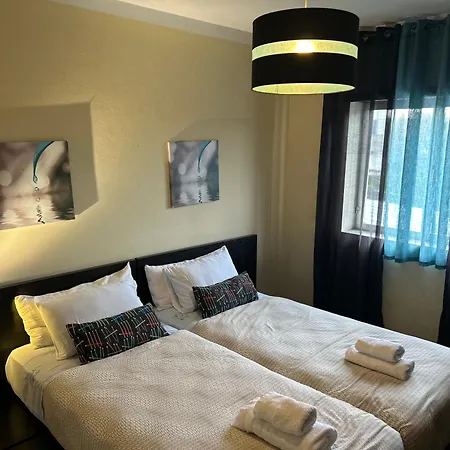 Minho Al 파레드스 드 코라