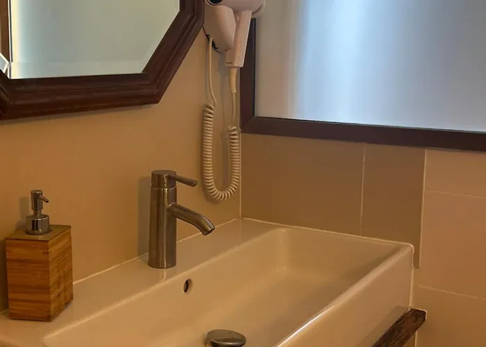 Minho Al 파레드스 드 코라